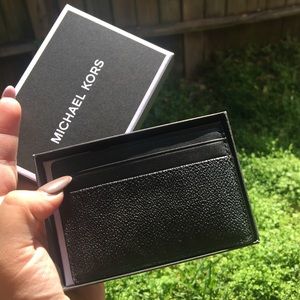Michael Kors Men’s card case holder with moneyclip